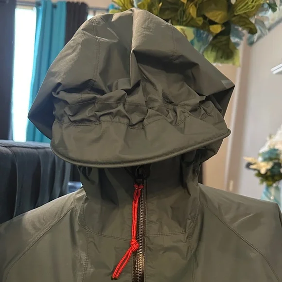 Men's Hooded Windbreaker Jacket in Dark Teal by Golite
